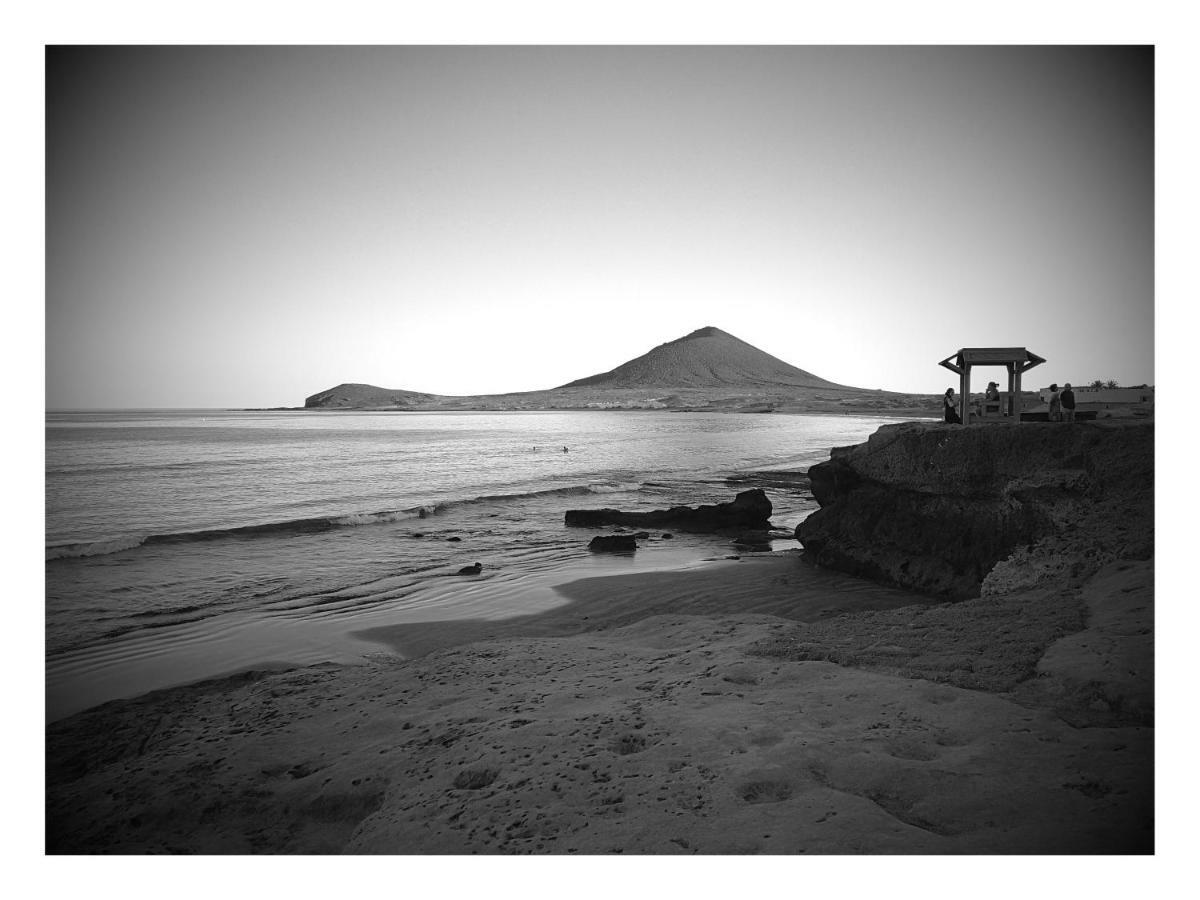 Alquilaencanarias El Medano Spectacular Terrace And Sea Views A Exterior photo